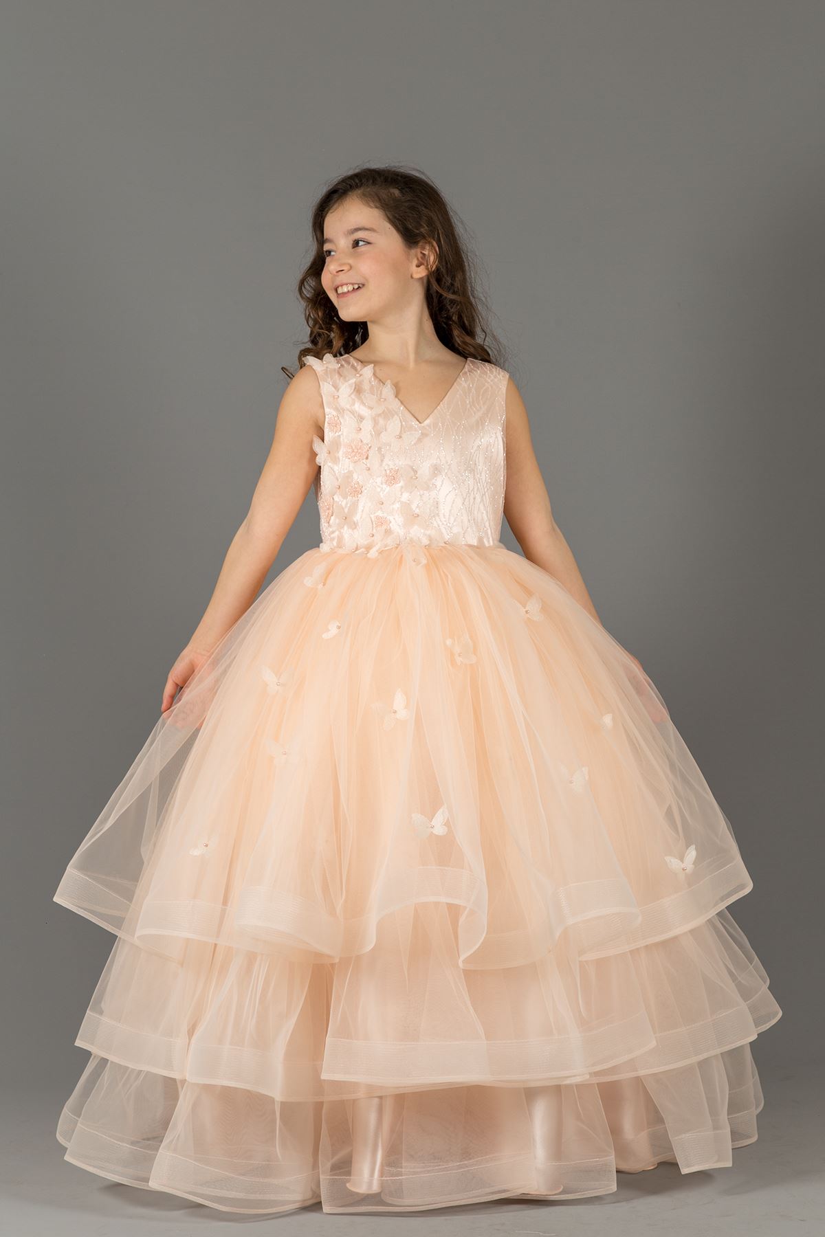 Пухкава вечерна рокля момиче 586 сьомга с многослойна пола подробно, 3-измерно цвете, сребристо тяло детайл