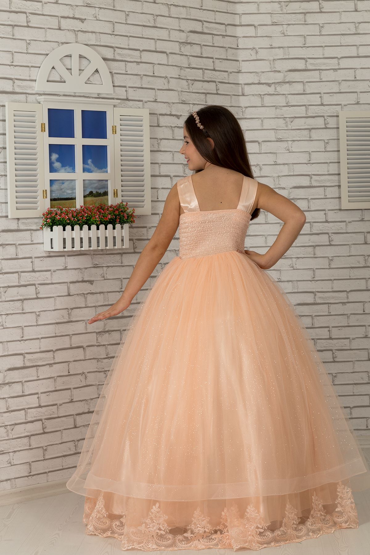 Бродирани апликации, V-образно деколте, Вечерна рокля с тюл пухкаво момиче 606 сьомга