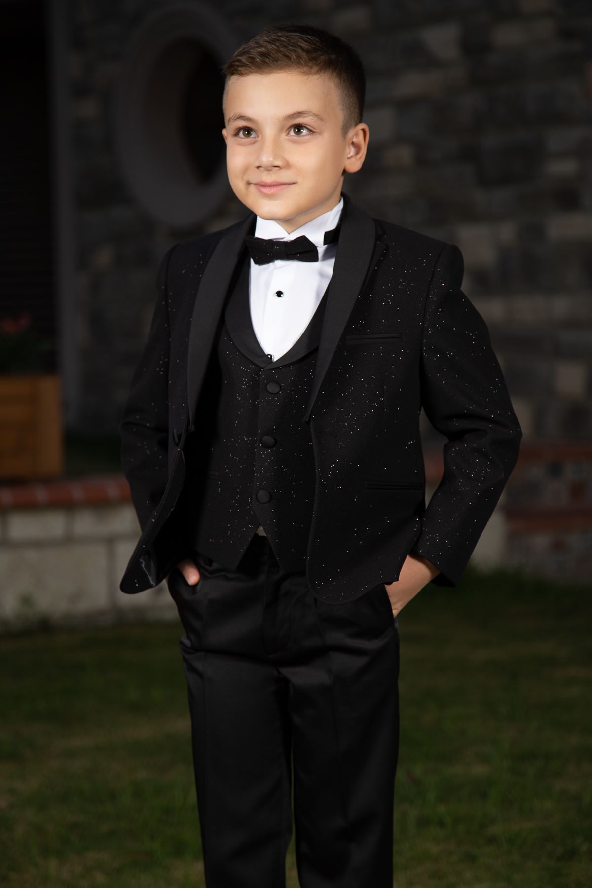 Srebrzysty materiał, zdejmowany szal, pełny zestaw 4-częściowy specjalny garnitur dla chłopca 181 czarny